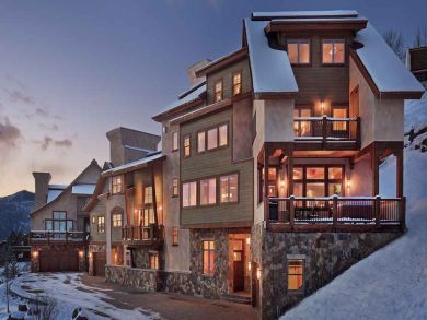 Eight Bedrooms Luxury Rental Home in Steamboat Springs
